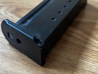 Desert Eagle .50AE (Airsoft) - 4