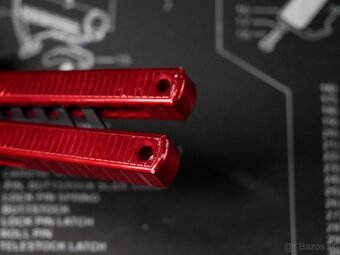 kvalitný tréningový nôž motýlik Balisong Armed Shark Kraken - 4