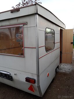Karavan , prívesný vozík - 4
