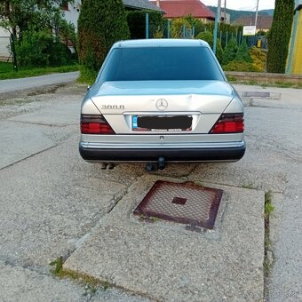 Mercedes-Benz w124 300D - 4