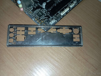 Doska F2A68HM-DS2 a procesor AMD A10-7860K Radeon R7 - 4