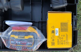 Dewalt DCH832 aku búracie kladivo sds max - 4