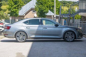 Škoda Superb 2.0 TDI Style - 4