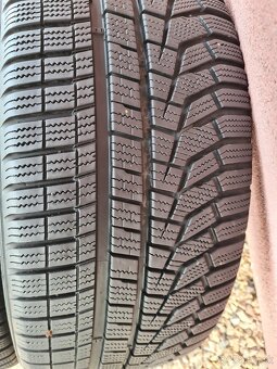 245/45 R19 Hankook winter i cept Evo2 zimné - 4