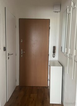 PREDAJ 1 izbového prerobeného bytu - 4