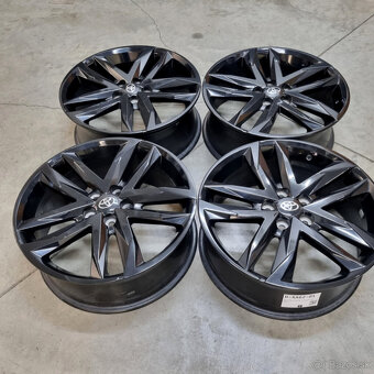 Hliníkové Toyota disky 5x114,3 R19 7,5J ET50 - 4
