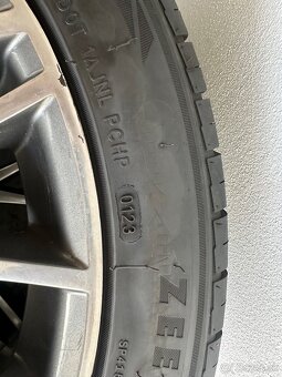 CMS R19 aj s pneu na BMW - 4