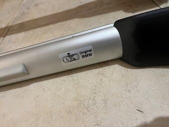 BMW priečny nosič na strechu - na E60 - 4