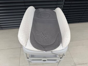 CHICCO Stolík prebaľovací s vaničkou Cuddle & Bubble - 4