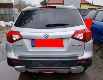 Predám havarovanú Suzuki Vitara 1.6 benzin 88 kW  rv 2015 - 4