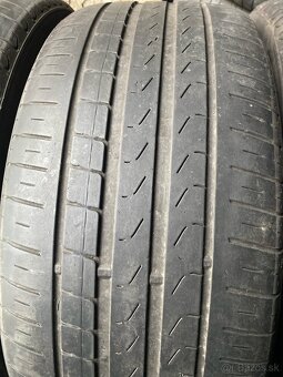 235/40r19 Pirelli Cinturano P7 - 4