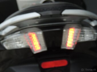 PIAGGIO MP3 300 LT YOURBAN 2018 ,,B" vodičák iba 7200KM - 4