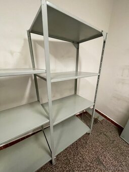 Železné regáli - 4