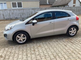 KIA RIO - 4