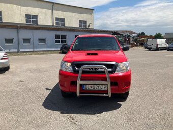 Toyota hilux 2,5 - 4
