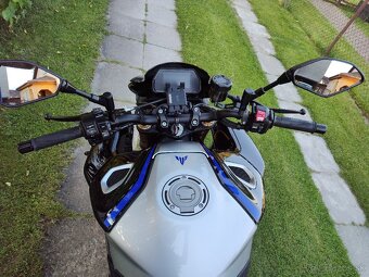 YAMAHA MT-10 SP - 4