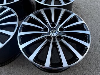 ORIGINAL VW T6/T6.1 MULTIVAN/TRANSPORTER DISKY 5x120 R18 - 4