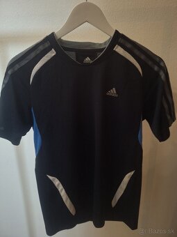 Tmavomodré tričko značky Adidas - 4