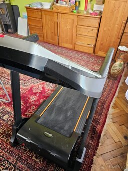 Bežecký pás KLARFIT Treado Advanced – výborný stav, sklápací - 4