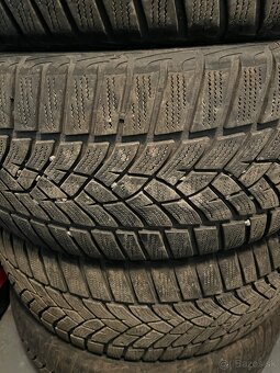 225/45 R18 Zimné Goodyear ultragrip performance+ - 4