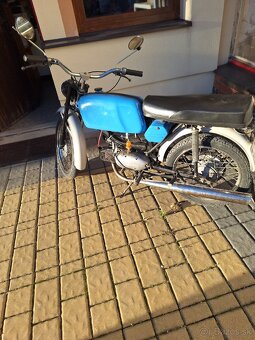 Jawa 23 Mustang - 4