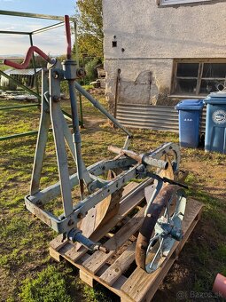 Pluh dvoják PN252 - 4