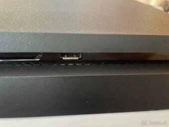 PlayStation 4 Slim 500GB - 4
