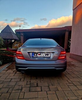 Mercedes-Benz C kupé 220 cdi - 4