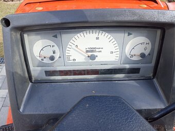 Kubota Aste 155 4x4 15 koni - 4