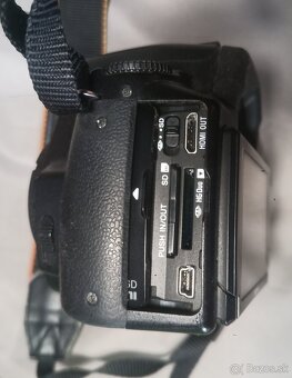 Sony Alpha A390 - 4