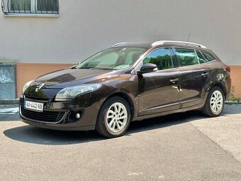 Renault Megane kombi 1.5 diesel manuál - 4