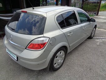Opel Astra 1.6 16V Enjoy - 4
