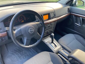 Opel Vectra 2.2 - 4