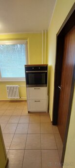 Predáme 4-izbový byt vo Vrakuni - 4