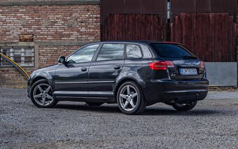 Audi A3 1.6 TDI Ambiente - 4