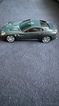 Ferrari model - 4