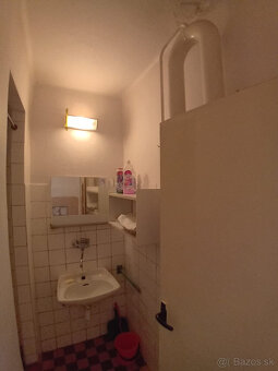 Ponúkame na predaj garsónku Trenčianskych Tepliciach . - 4