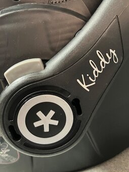 Kiddy Evoluna i-size 2 so základňou isofix - 4
