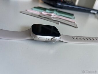 Apple watch serie 8 - 4