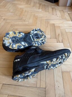 Cyklistické MTB tretry NORTHWAVE Camo plus 3 - veľ 44 - 4