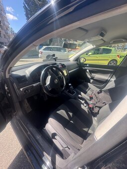 VW Golf 5 1.4 - 4