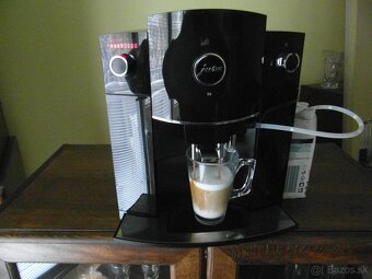 Jura D6 - 4