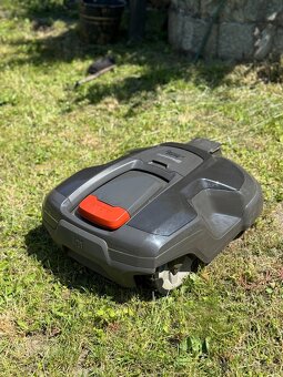 Robotická kosačka Husqvarna Automower 310 - 4