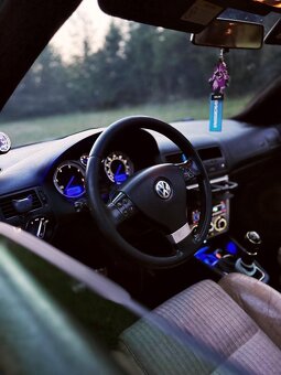 Rozpredam na nahradne diely vw jetta gli usa verzia - 4