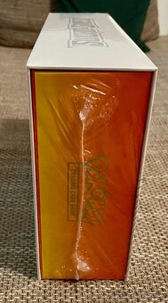 Charizard ultra premium collection - 4