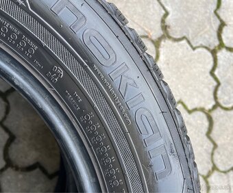 225/60 R17 Zimne Nokian 2ks - 4