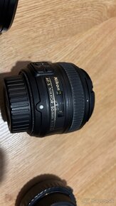 Predám zrkadlovku nikon D90 + príslušenstvo - 4