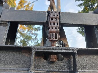 Veza z vysokozdvizneho vozika - 4