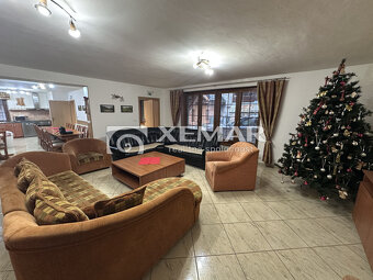 NA PREDAJ Exkluzívna veľká chata v Liptovských Revúcach - 4