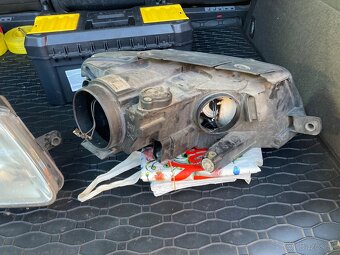 Svetlá na passat b6 - 4